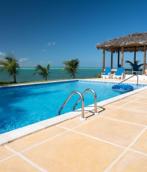 Mangrove Cay Club