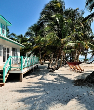 Long Caye Island Resort