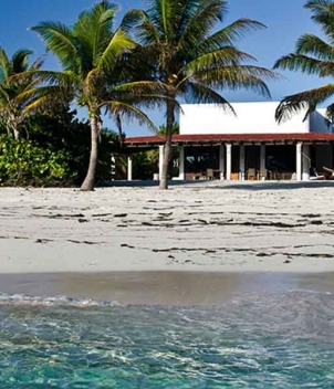 Playa Blanca Lodge