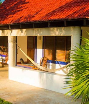 Playa Blanca Lodge