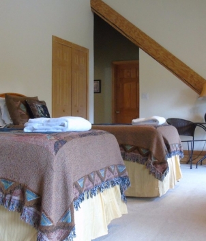 Crooked Creek Retreat and Outfitters