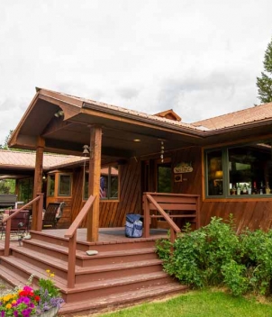 North Fork Crossing Lodge