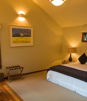 Owen River Lodge